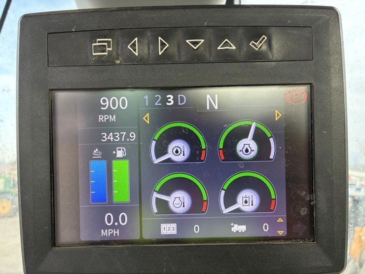 2020-deere-624l-image-25
