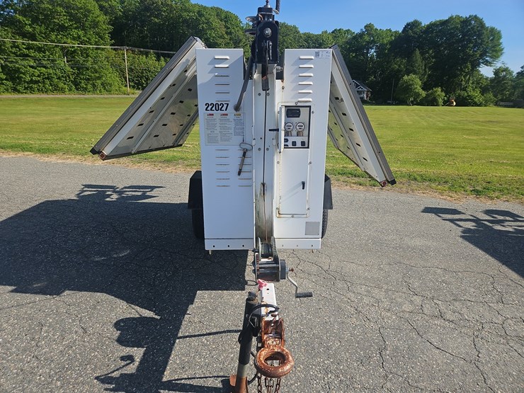 2012-progress-slt800-solar-tow-behind-light-tower-image-8
