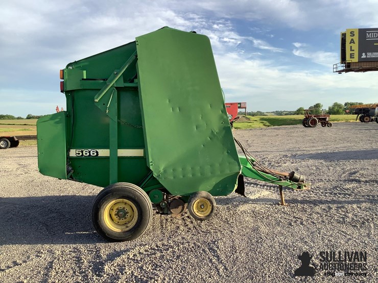 john-deere-566-image-4
