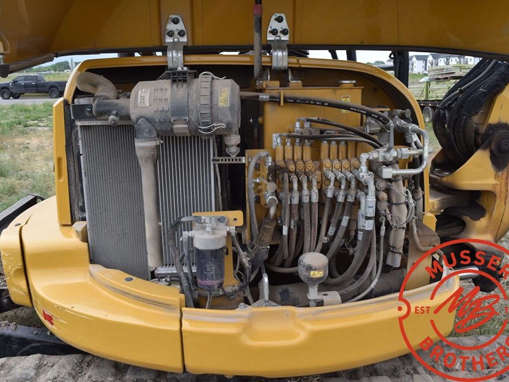 2020-caterpillar-305.5e2-cr-image-55