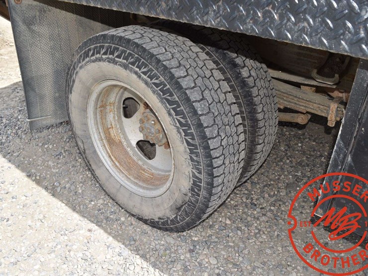 2013-chevrolet-3500-image-20