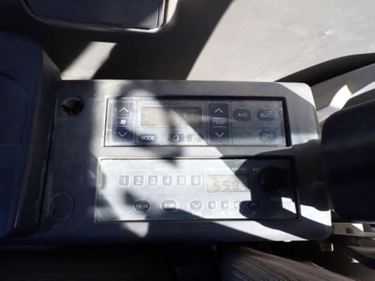 2009-deere-350d-lc-image-14