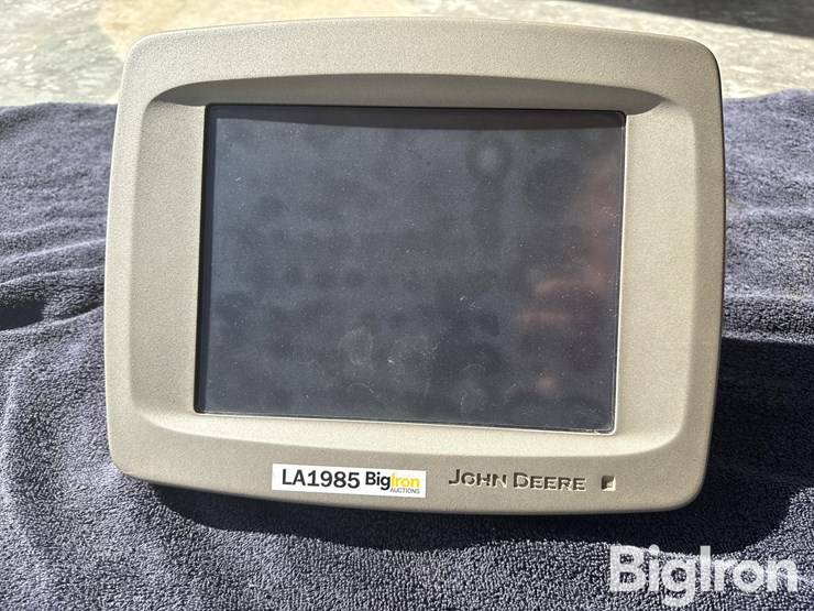 john-deere-2600-image-1