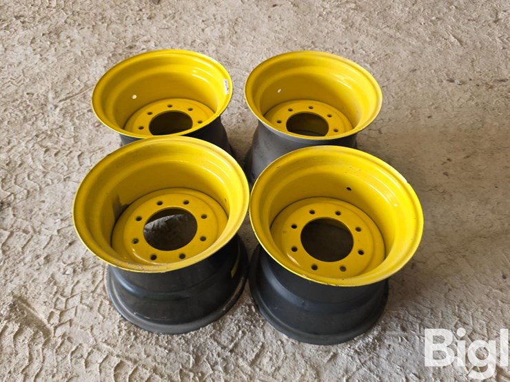 john-deere-16-image-8