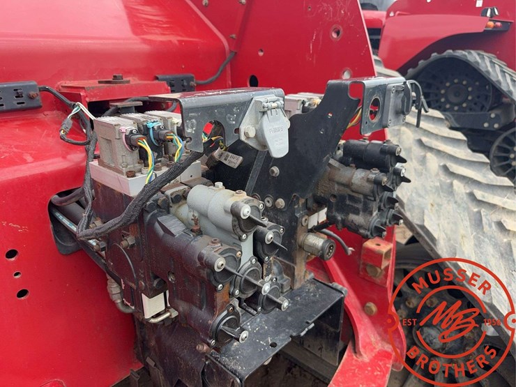 2014-case-ih-550-image-75