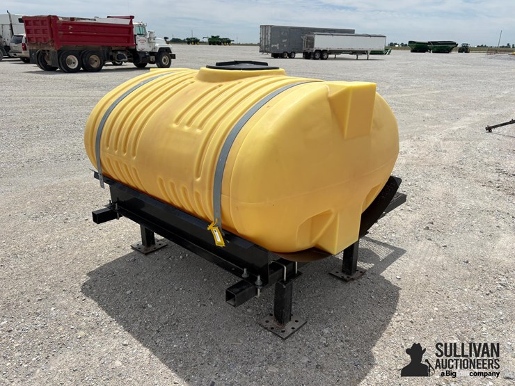 john-deere-2210-image-1
