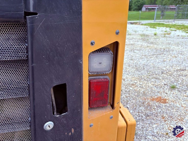 2018-cat-259-skid-steer-image-27