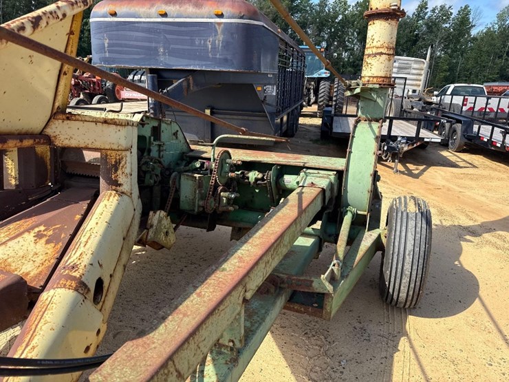 john-deere-3800-image-8