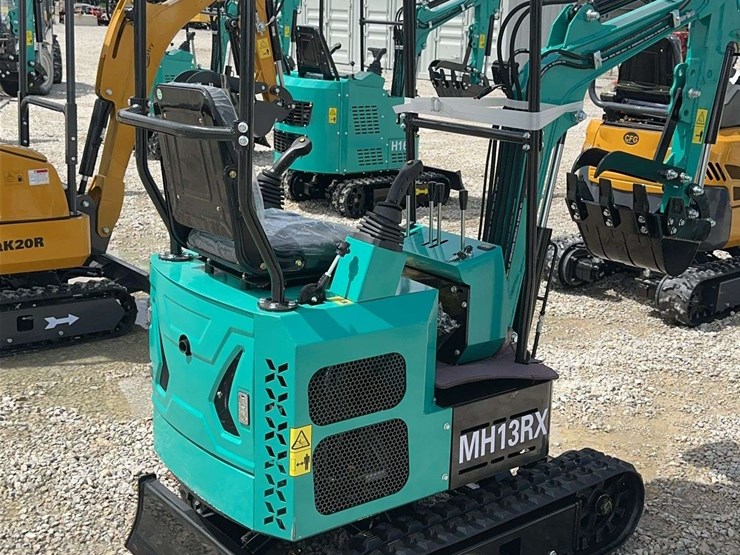 cfg-industrial-mh13rx-mini-excavator-image-7