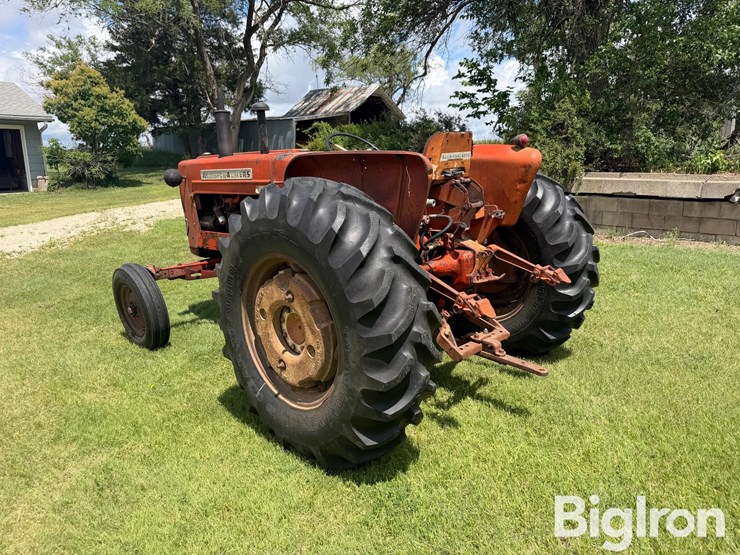 1961-allis-chalmers-d17-image-7