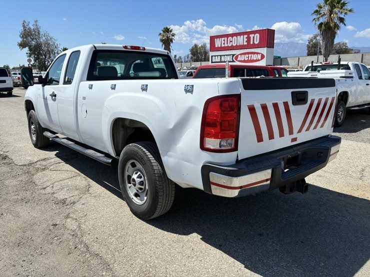 2012-gmc-2500hd-image-4