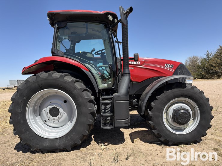 2016-case-ih-maxxum-135-image-8