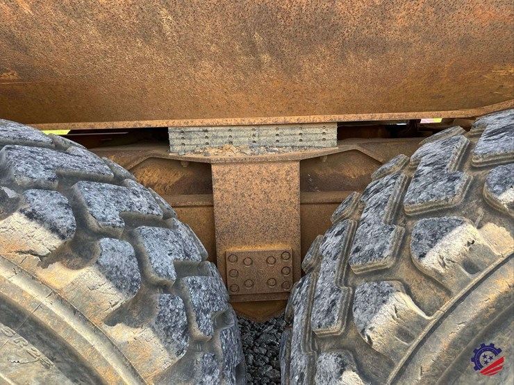 1997-volvo-a35c-image-27