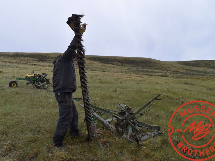 john-deere-38-image-7