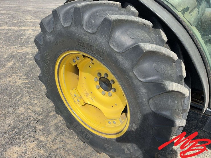 2011-john-deere-5093en-image-11