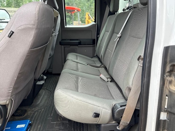 2019-ford-f550-image-16