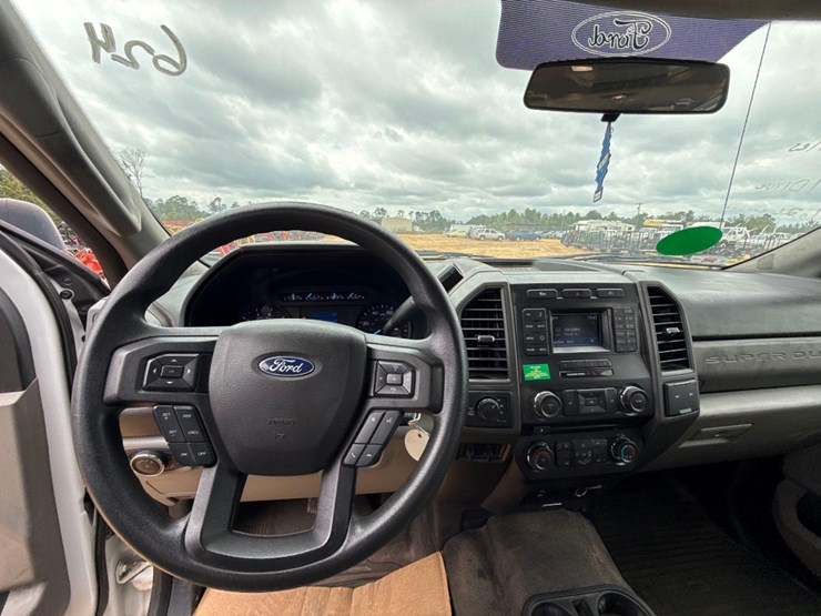 2018-ford-f250-image-16