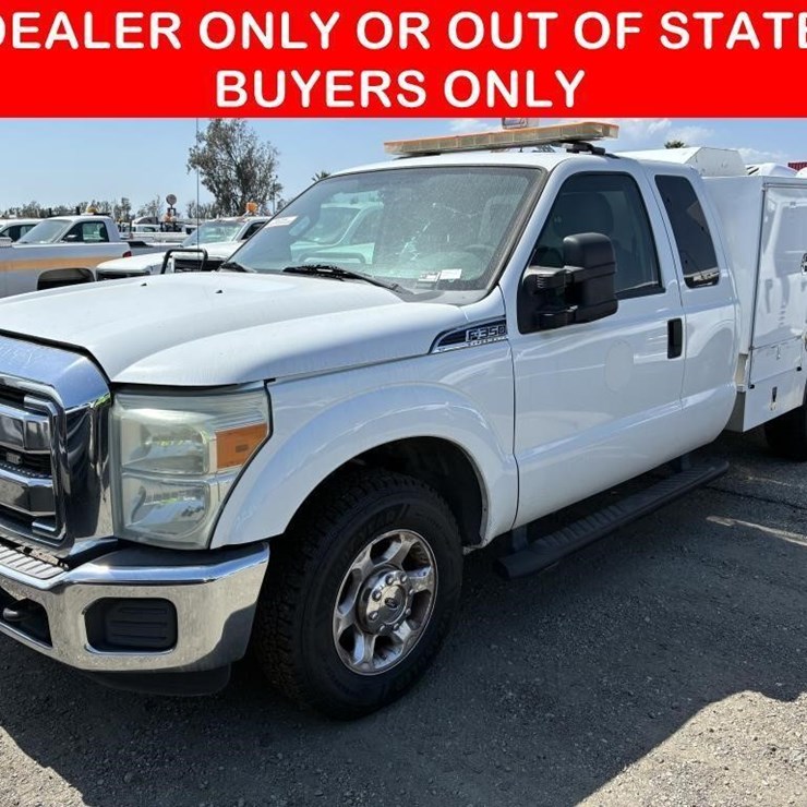 2014 FORD F350