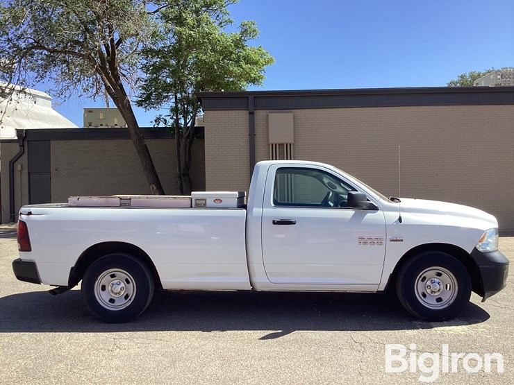 2015-ram-1500-tradesman-image-4