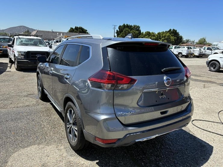 2018-nissan-rogue-image-4