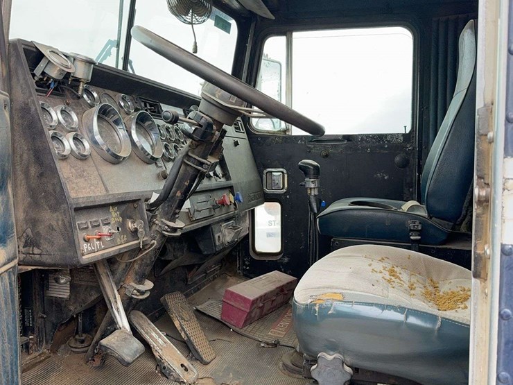 1986-kenworth-t600-image-14