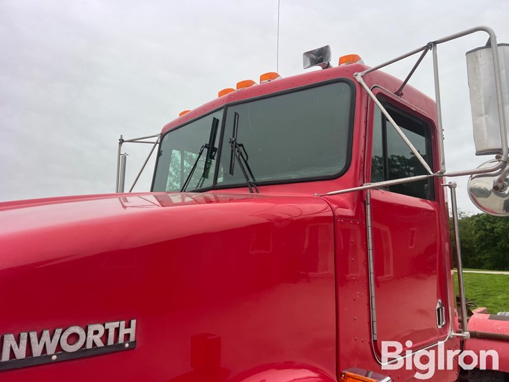 2000-kenworth-t800-image-14