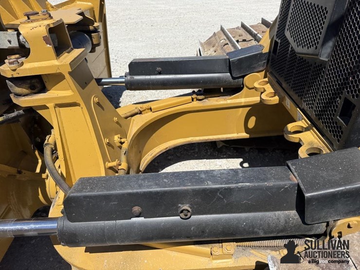 2021-caterpillar-d5-lgp-image-17