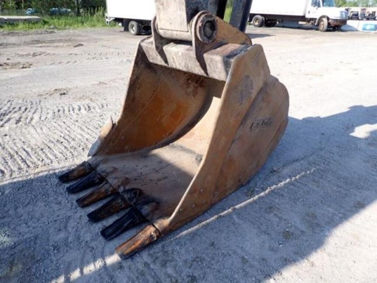 2009-deere-270d-lc-image-22