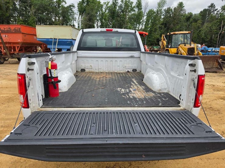 2017-ford-f150-image-6