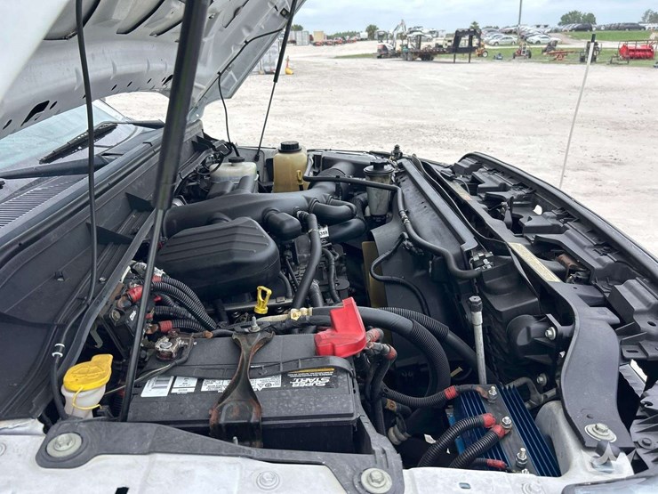 2016-ford-f550-image-8