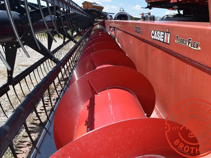 2012-case-ih-3020-image-24