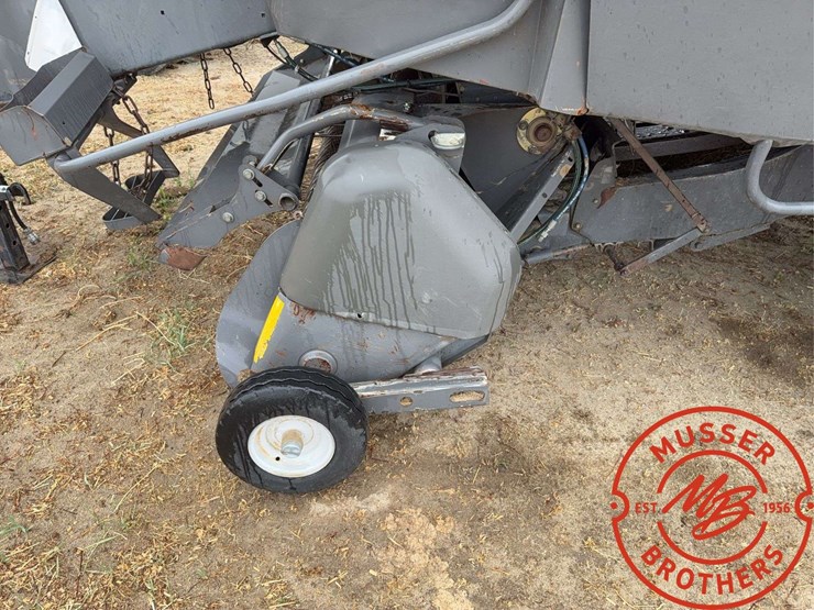 2009-massey-ferguson-2190-image-24