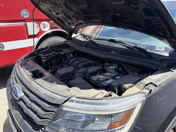 2019-ford-explorer-police-interceptor-image-6