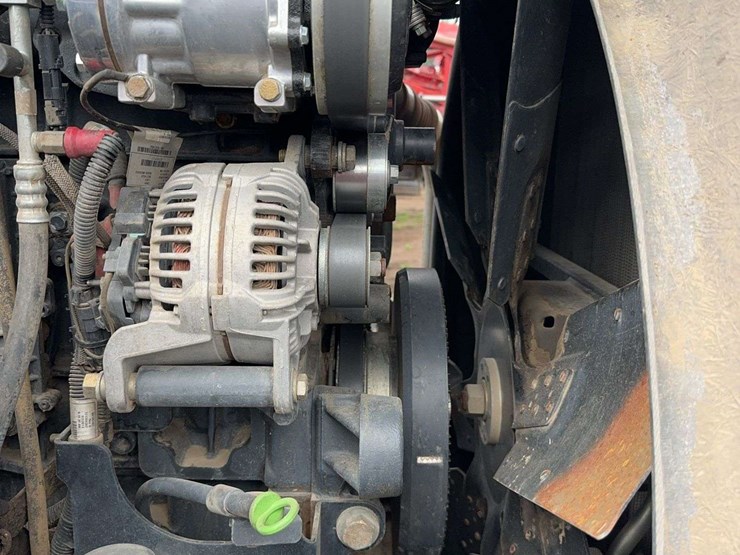 2014-case-ih-550-image-48