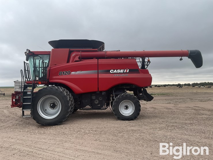 2011-case-ih-8120-image-8