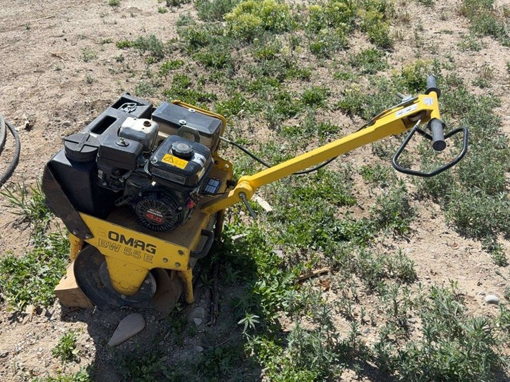 2001-bomag-bw55e-image-2