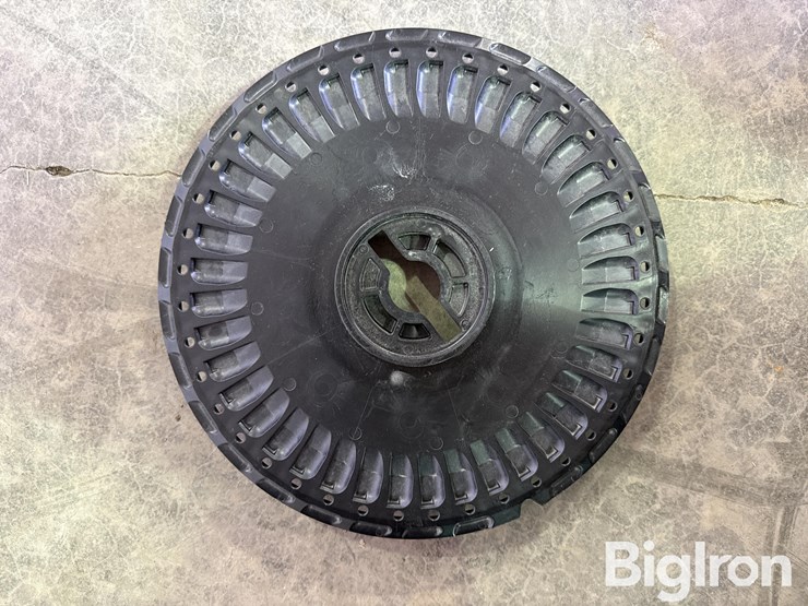 john-deere-planter-seed-plates-image-9