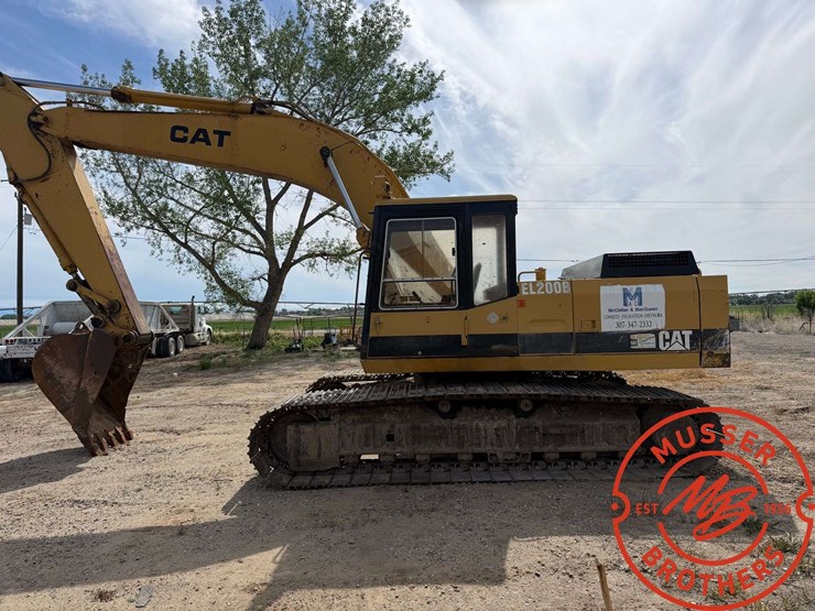 caterpillar-el200b-image-2