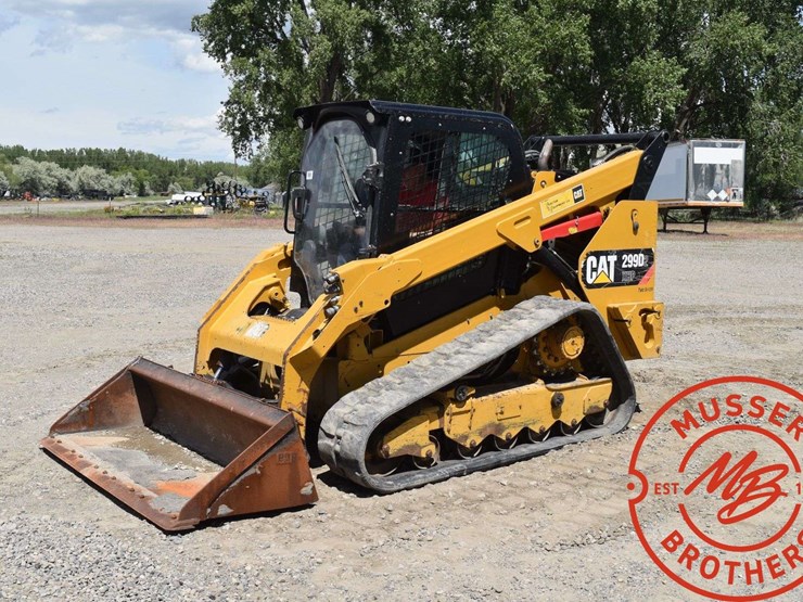 2016-caterpillar-d2-image-2