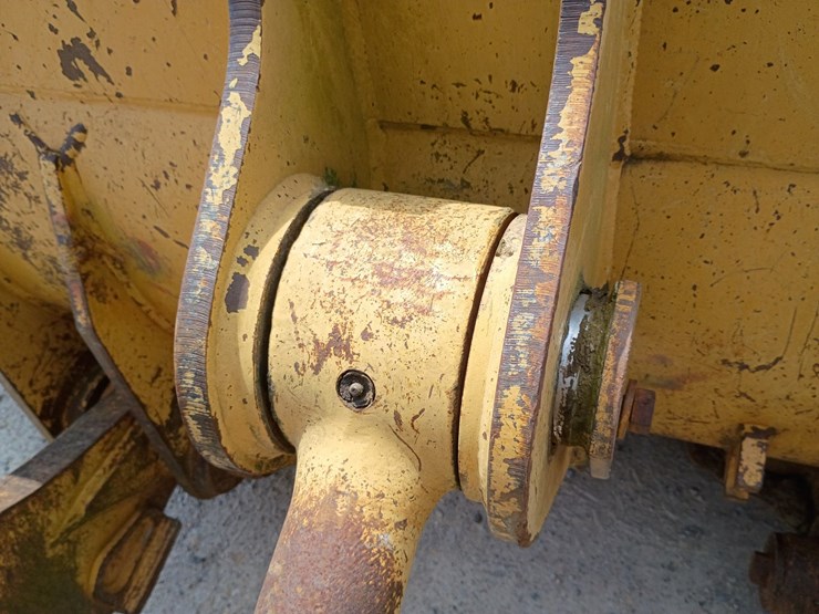 caterpillar-963b-image-70