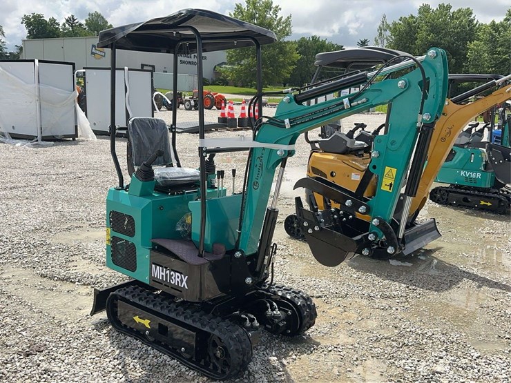 cfg-industrial-mh13rx-mini-excavator-image-8