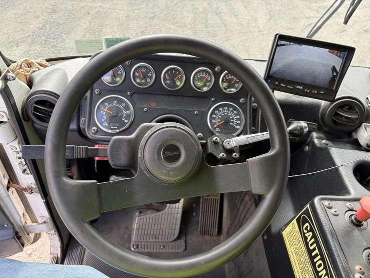 2011-autocar-xpeditor-image-10