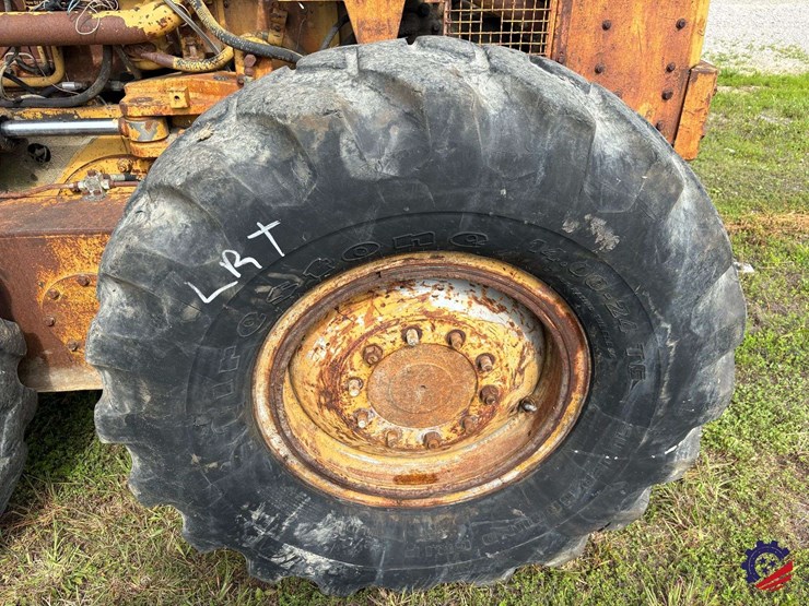 caterpillar-130g-image-12