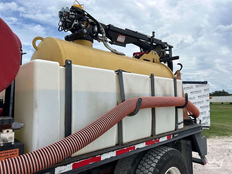 2019-ford-f750-image-24