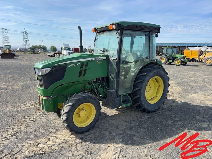 2018-john-deere-5090gn-image-1