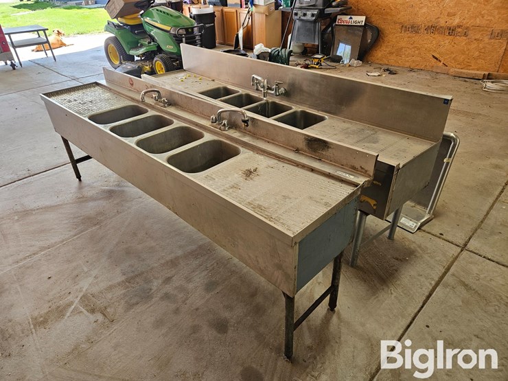 hd-ss-industrial-kitchen-sinks-image-1