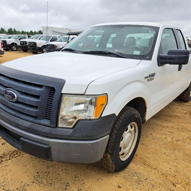 2011 FORD F150 XL