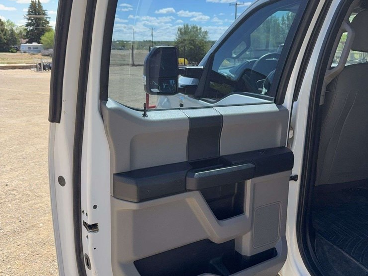 2019-ford-f250-image-37