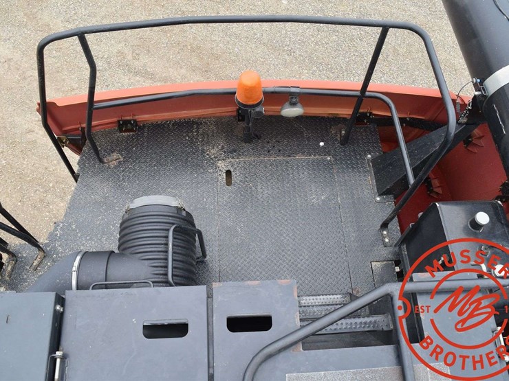 2005-case-ih-8010-image-49