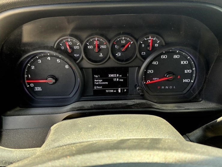 2020-chevrolet-1500-image-13